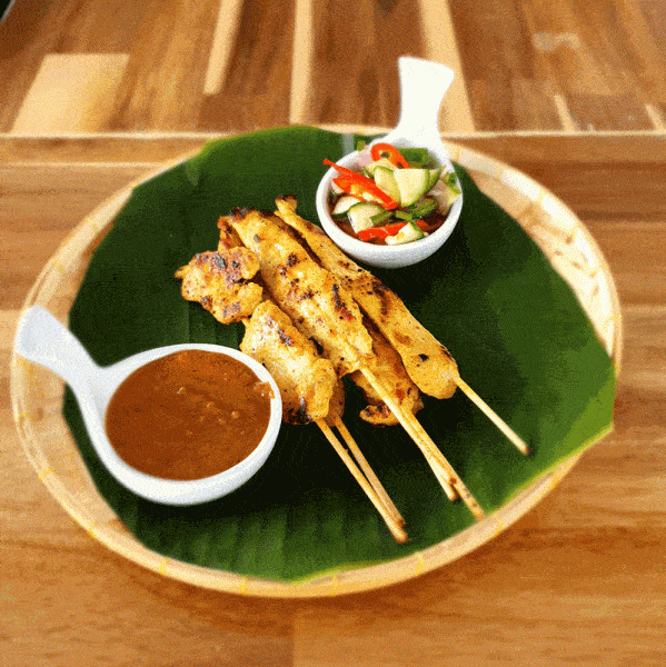 Chicken Satay with peanut dipping sauce